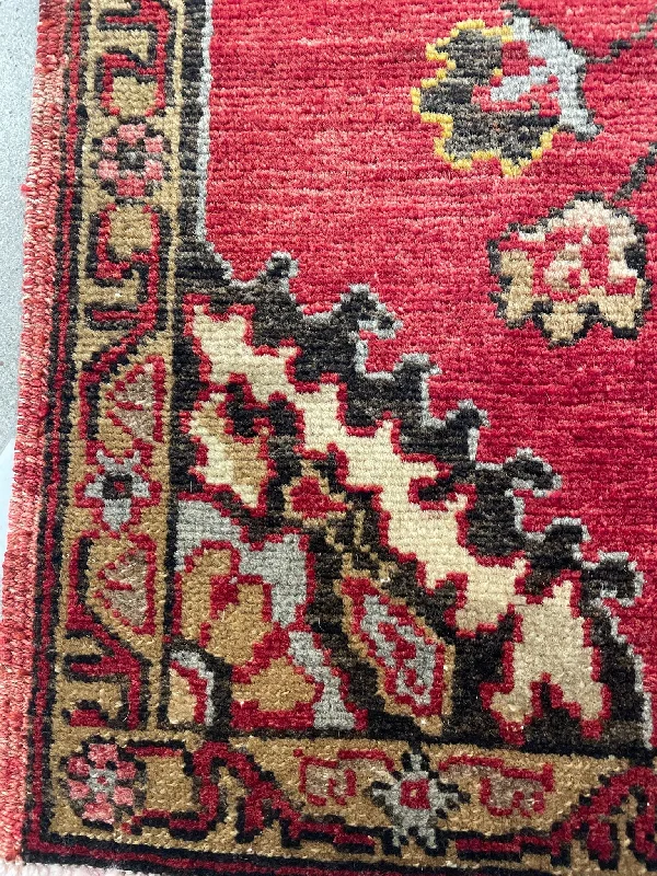 how to remove pet dander easily-2x3 Old & Vintage Turkish Area Rug