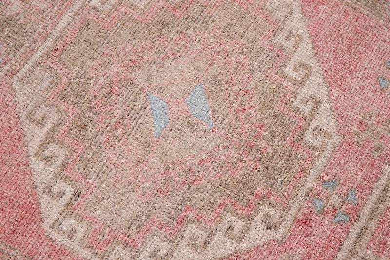 how to remove gum stains naturally-3x6 Old & Vintage Turkish Area Rug